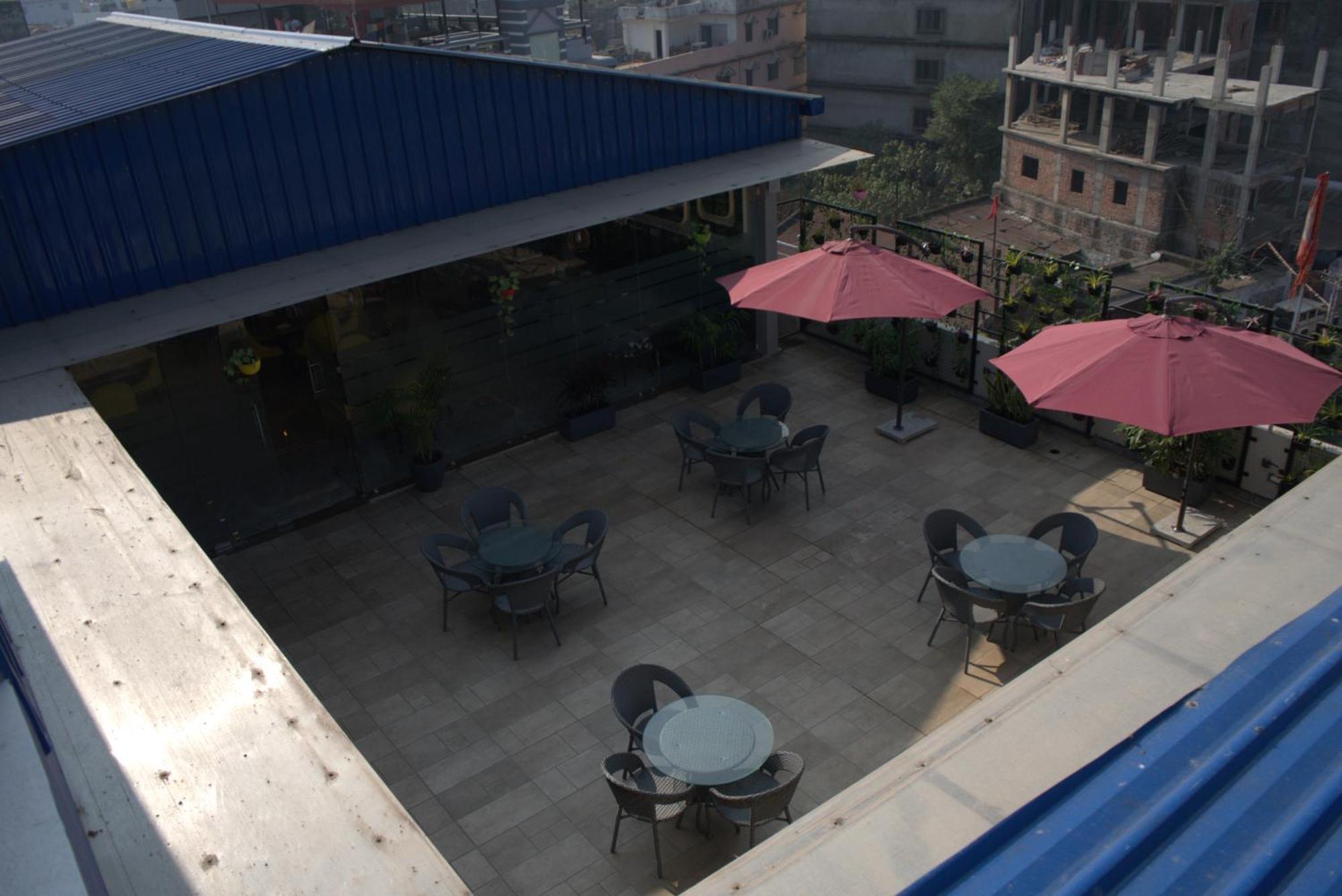 Hotel Tanisha Kishanganj Extérieur photo