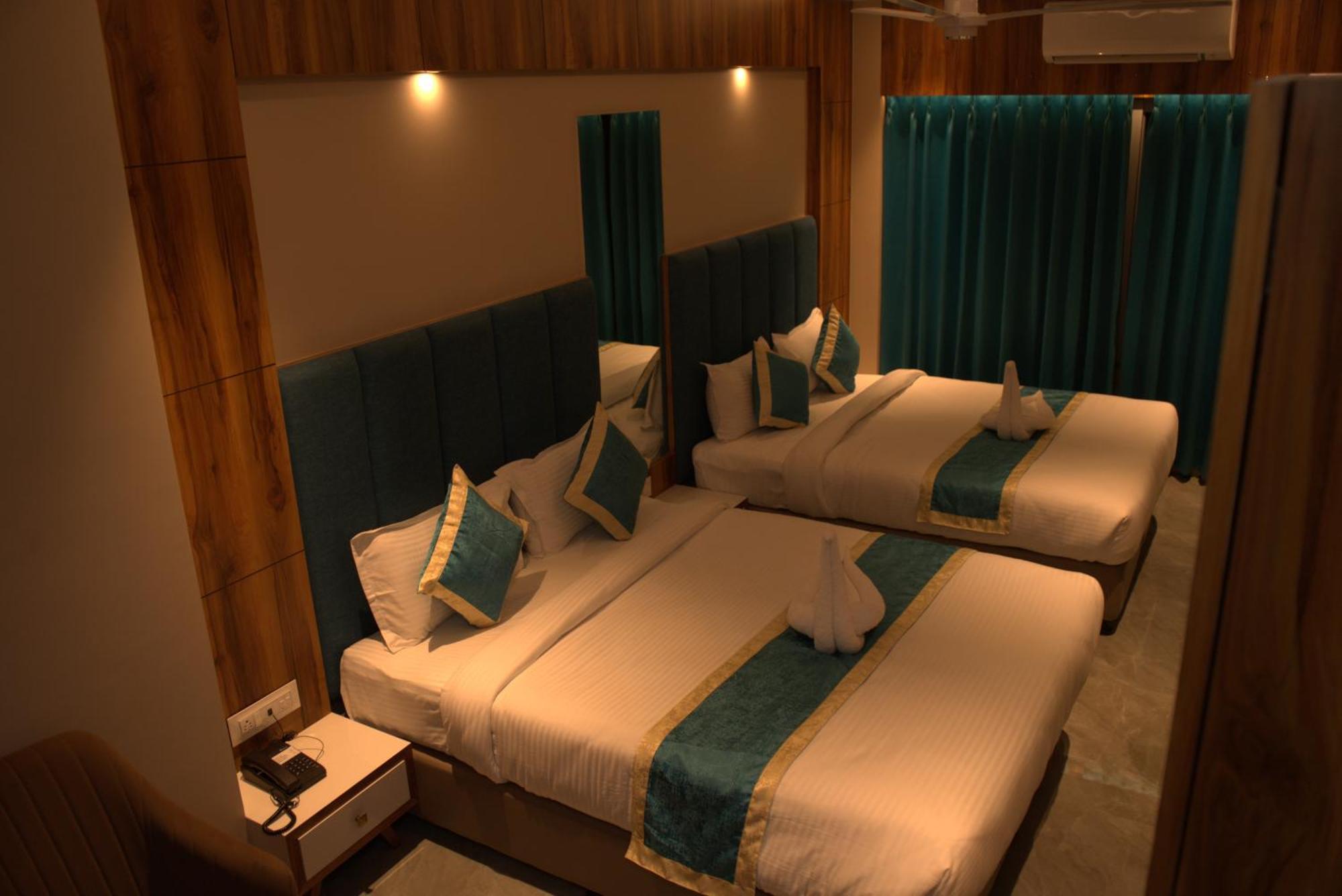 Hotel Tanisha Kishanganj Extérieur photo